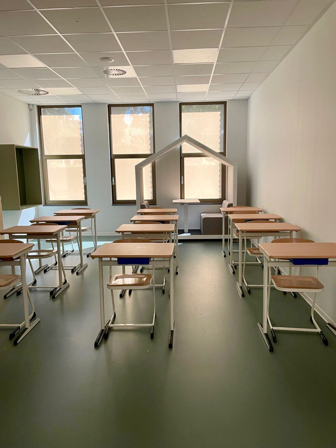 Yulius Drechtster realisatie interieur school leerlingset